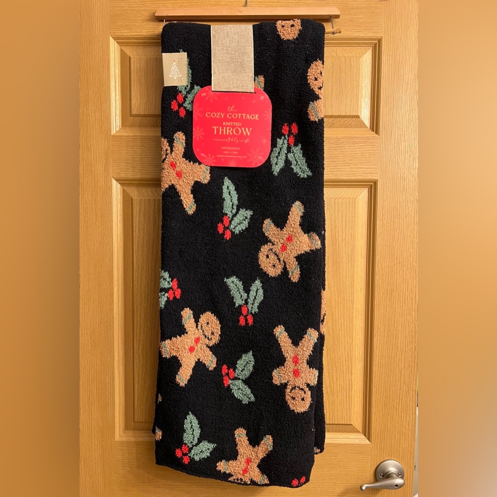 The Cozy Cottage Gingerbread Man Blanket Viral Marshalls TJMaxx Homegoods